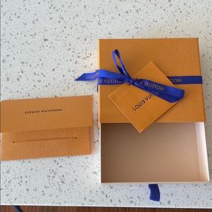 Louis Vuitton gift box and message card